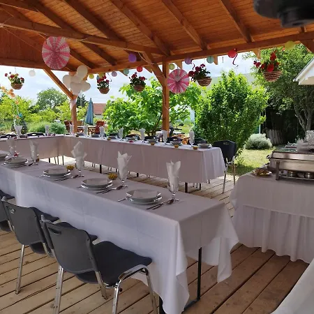 Campingplatz Rezi-dencia Gyogynovenyfalu Rezi